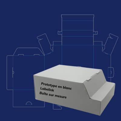 Un plan de découpe et un prototype en blanc