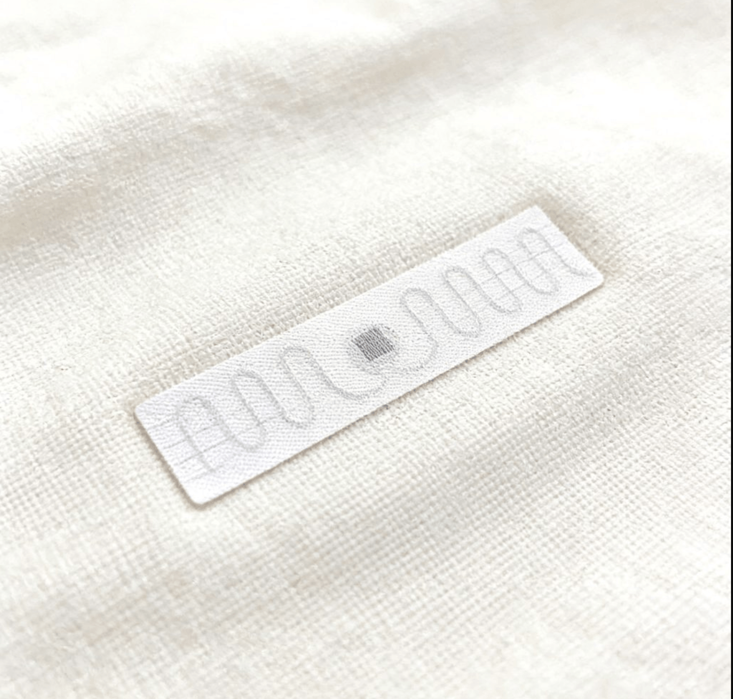 embroidered-rfid-laundry-tag